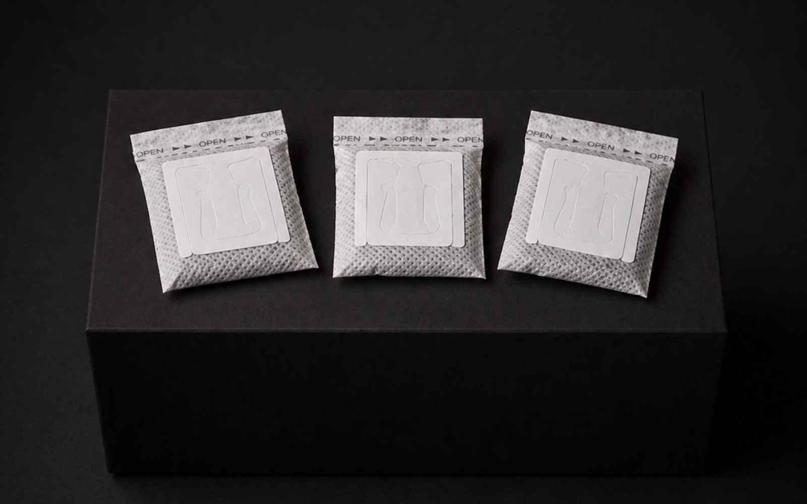 Opening pouch